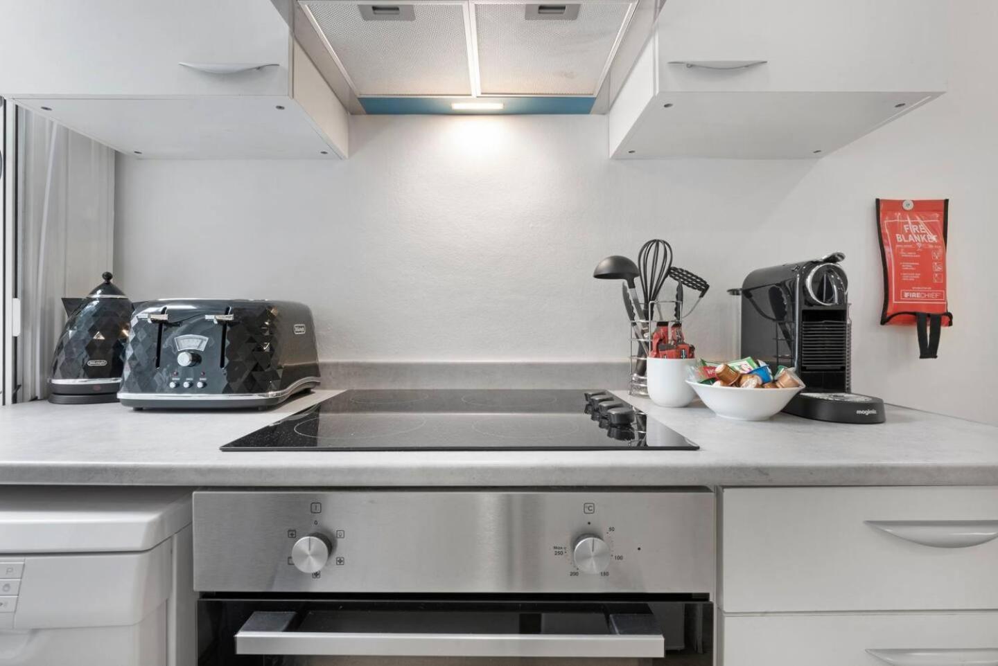 2 Bed Piccadilly Apartment 3 London Exterior foto